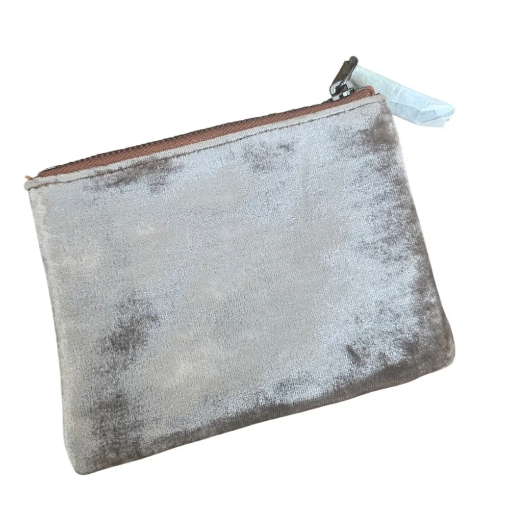 Lot Bundle 4 Pouches‎ Wristlets Card Key Holder RFID Travel Essentials Neutral